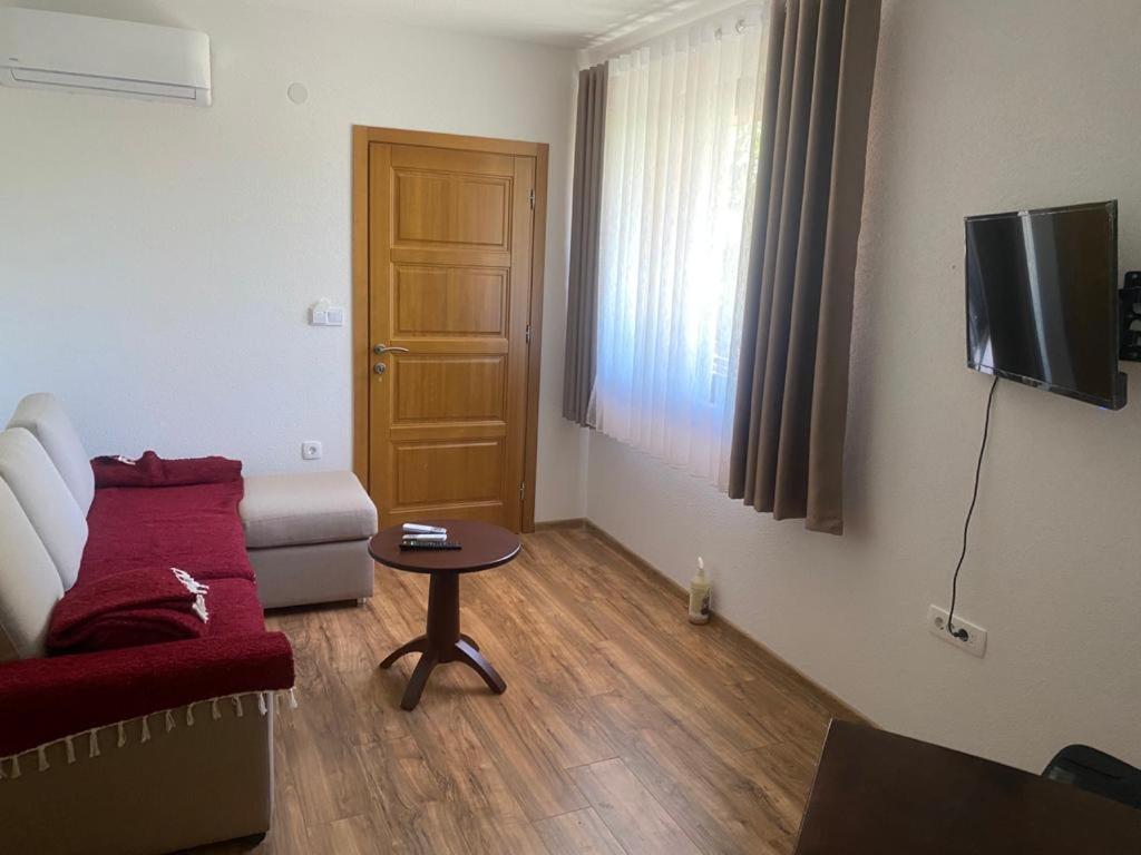 Draga'S Rooms Virpazar Chambre photo